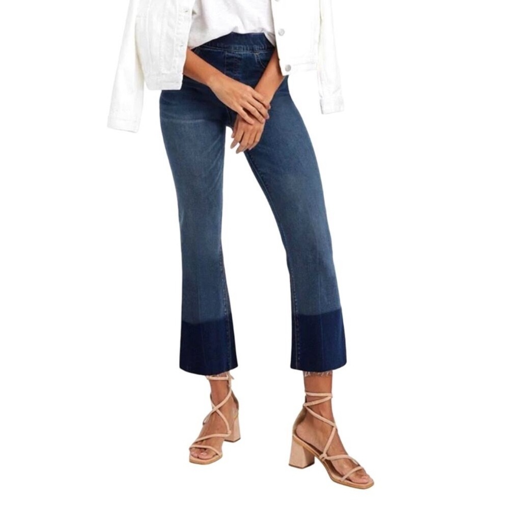 Spanx Denim Cropped Flare Pull On Jeans size small